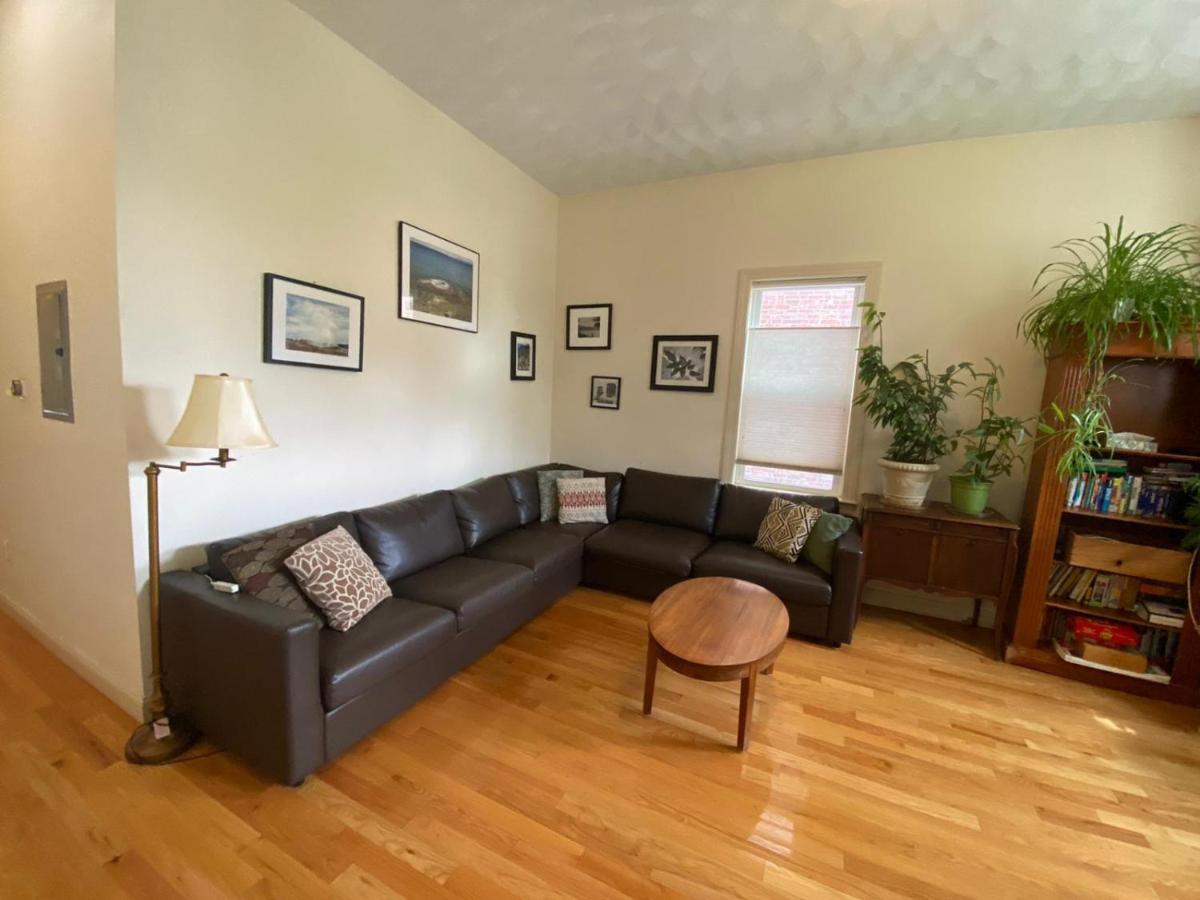 2 Bedroom Boston Condo In Jamaica Plain With Parking Buitenkant foto