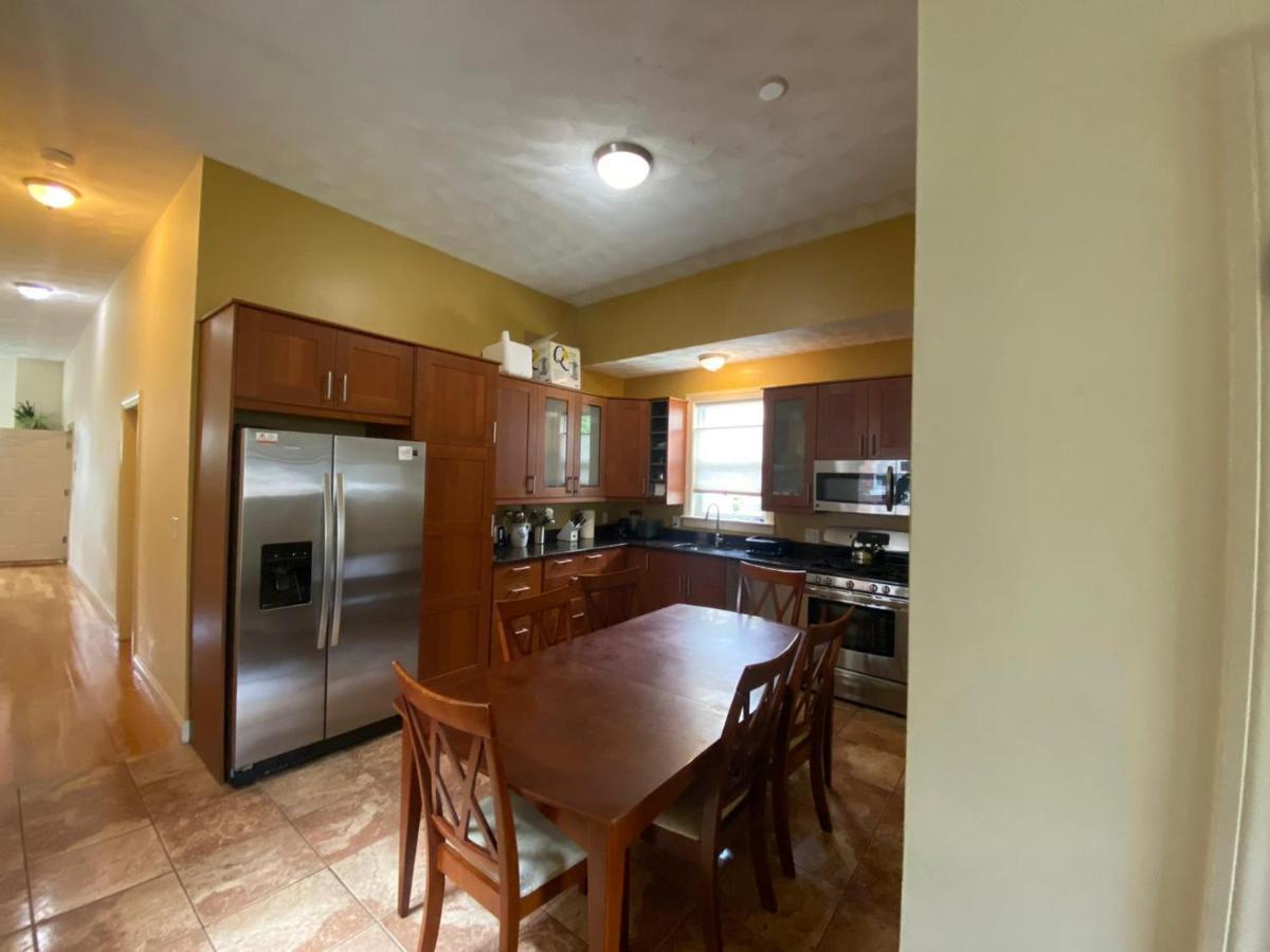 2 Bedroom Boston Condo In Jamaica Plain With Parking Buitenkant foto