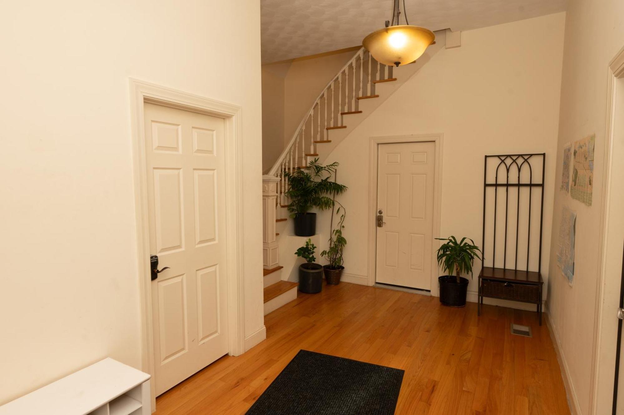 2 Bedroom Boston Condo In Jamaica Plain With Parking Buitenkant foto