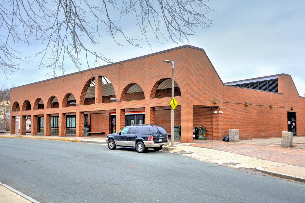 2 Bedroom Boston Condo In Jamaica Plain With Parking Buitenkant foto