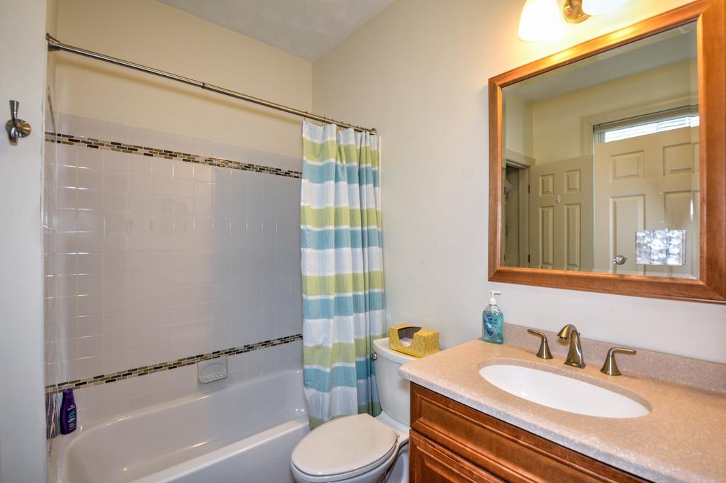 2 Bedroom Boston Condo In Jamaica Plain With Parking Buitenkant foto